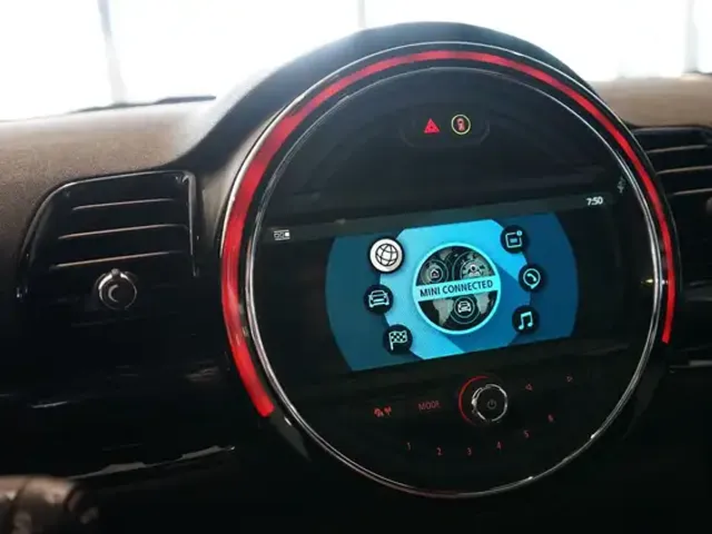 MINI John Cooper Works Clubman