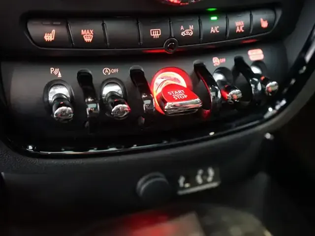 MINI John Cooper Works Clubman