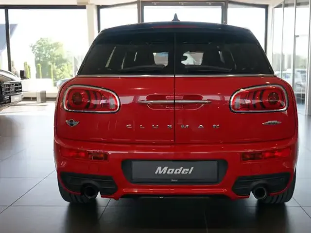 MINI John Cooper Works Clubman
