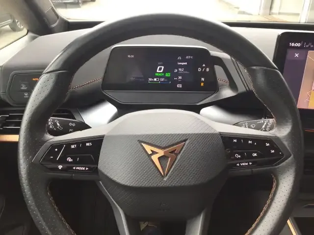 CUPRA Born