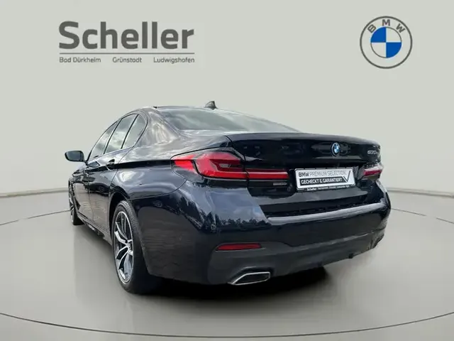 BMW 530