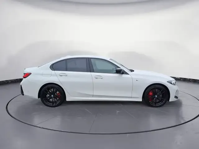 BMW 340