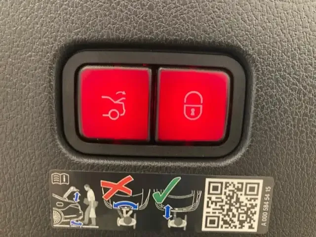 Mercedes-Benz CLE 300