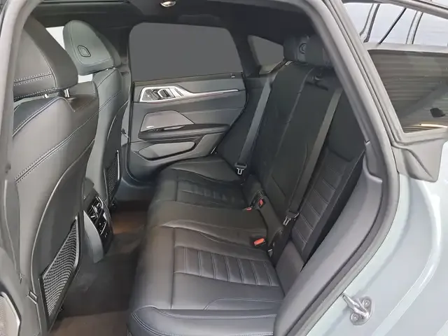 BMW 440