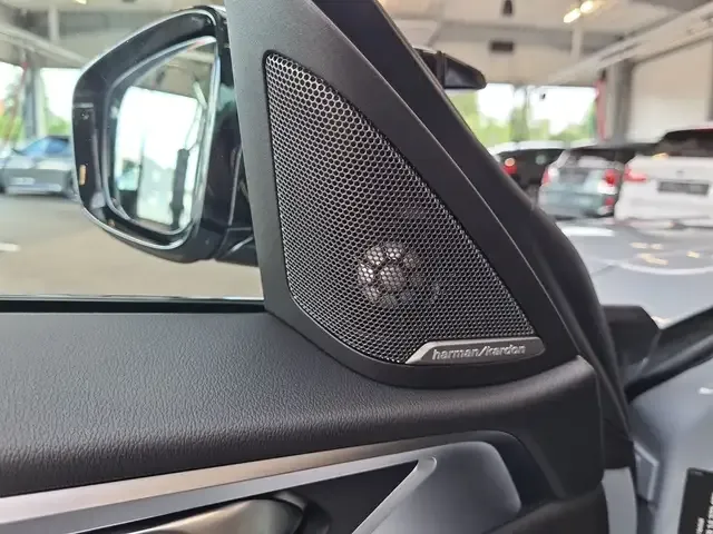 BMW 440
