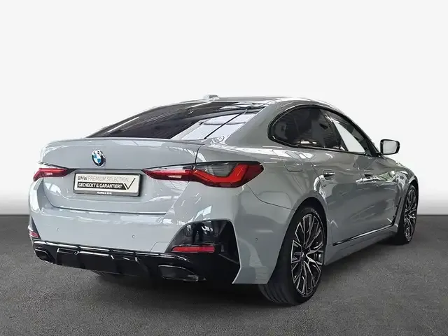 BMW 440