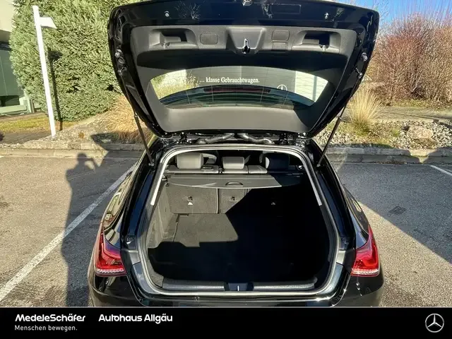 Mercedes-Benz CLA 220