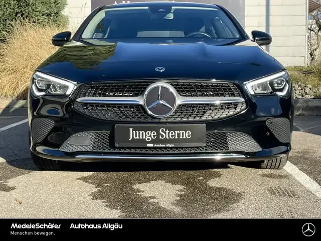 Mercedes-Benz CLA 220