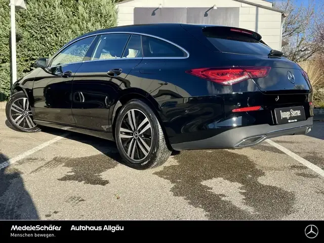 Mercedes-Benz CLA 220