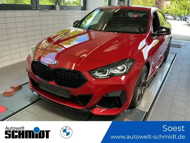 BMW 235