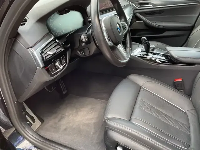 BMW 550