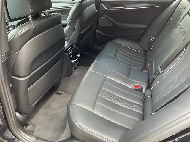 BMW 550
