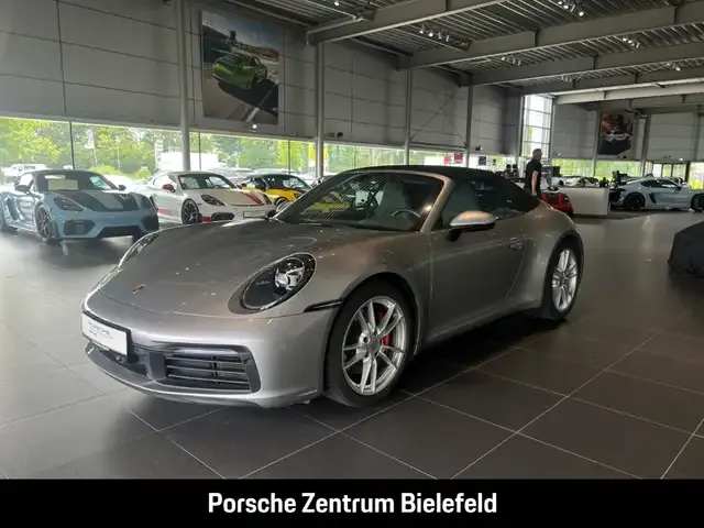 Porsche 992