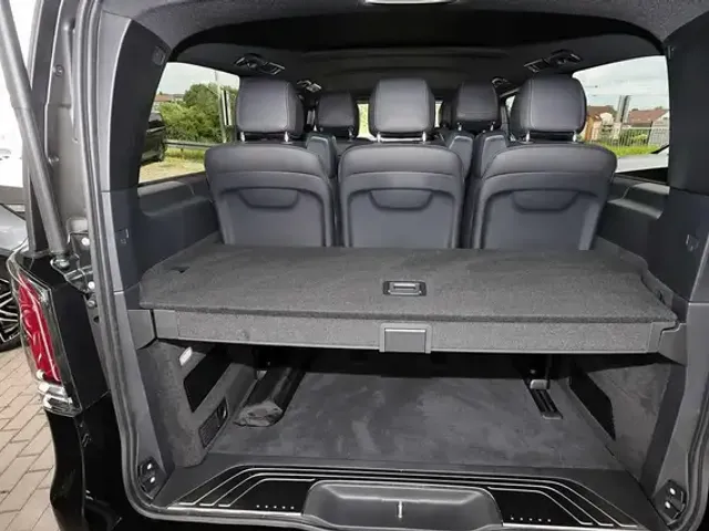 Mercedes-Benz V 250