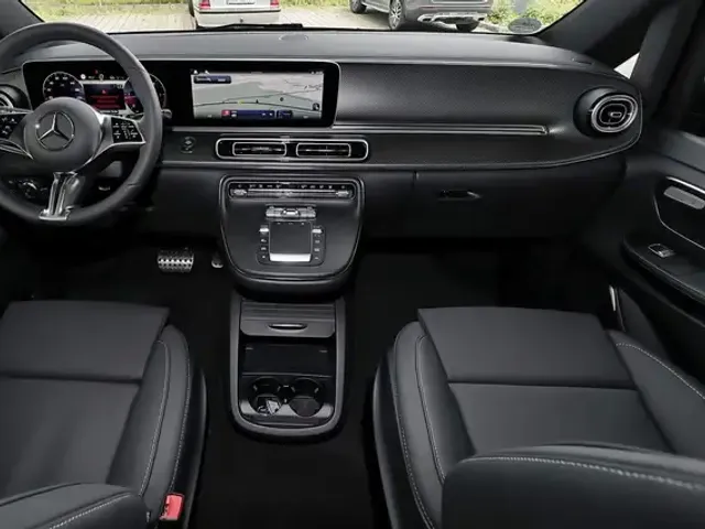 Mercedes-Benz V 250