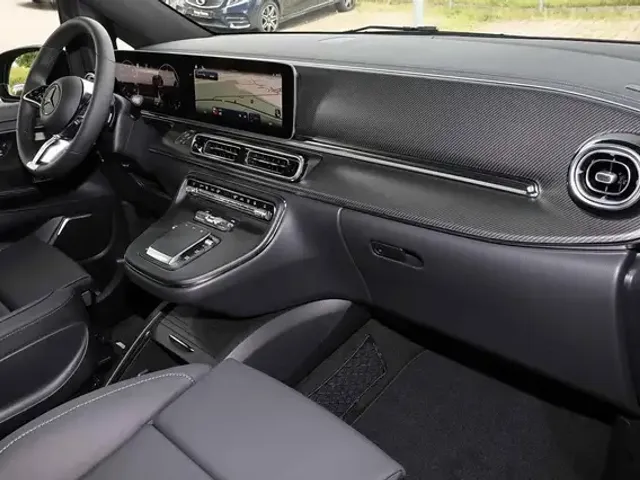 Mercedes-Benz V 250
