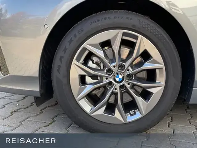 BMW 120