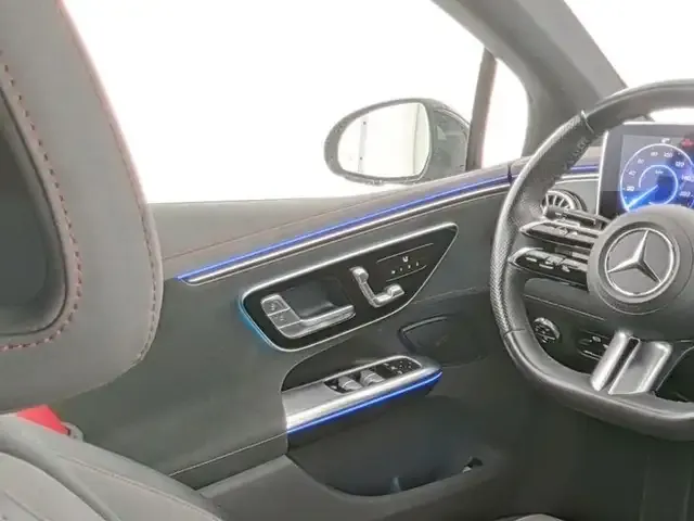 Mercedes-Benz EQE 300