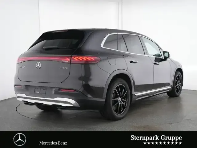 Mercedes-Benz EQS SUV