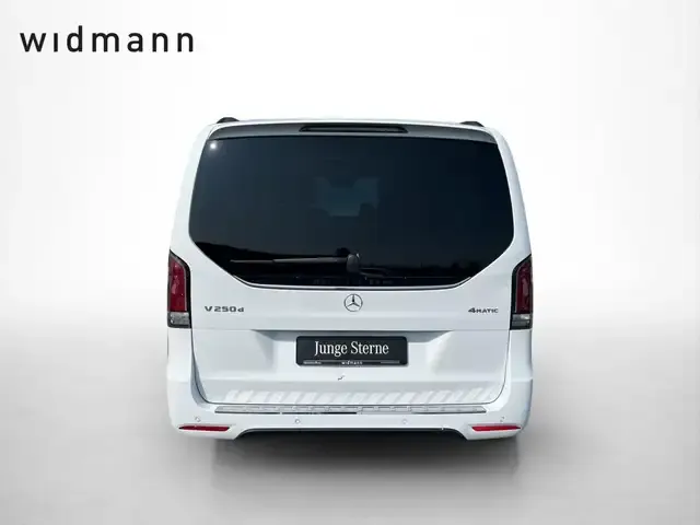 Mercedes-Benz V 250