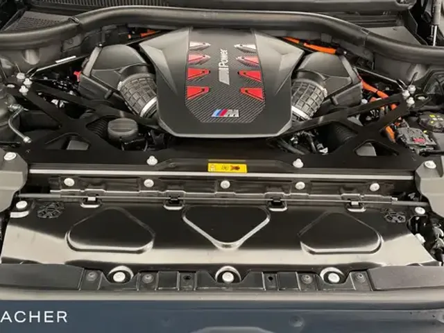 BMW XM