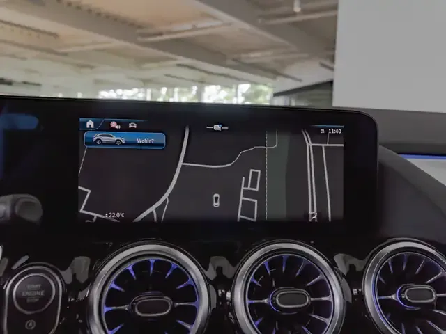 Mercedes-Benz GLA 220