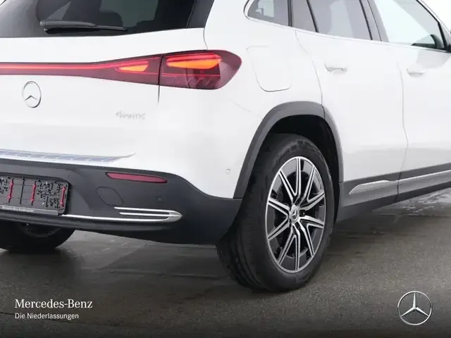 Mercedes-Benz EQA 300