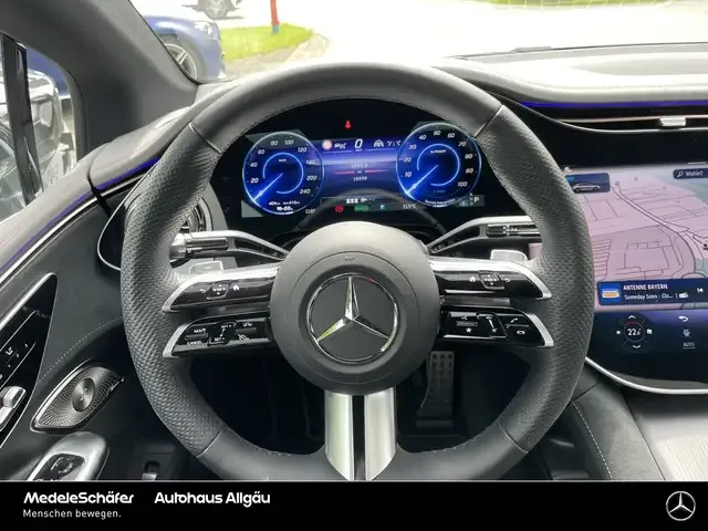 Mercedes-Benz EQE 500