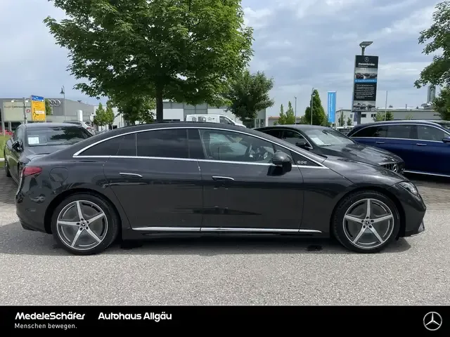 Mercedes-Benz EQE 500
