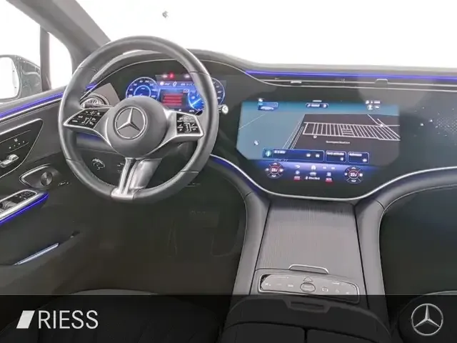 Mercedes-Benz EQE 300
