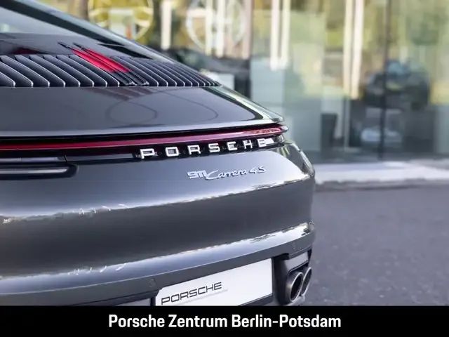 Porsche 992