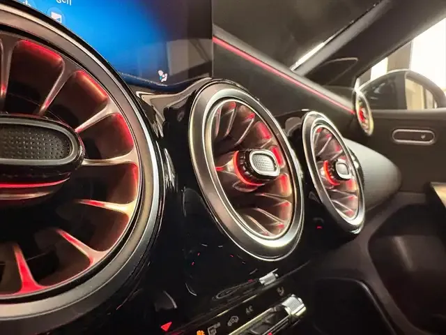 Mercedes-Benz A 35 AMG