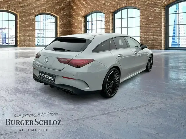 Mercedes-Benz CLA 180