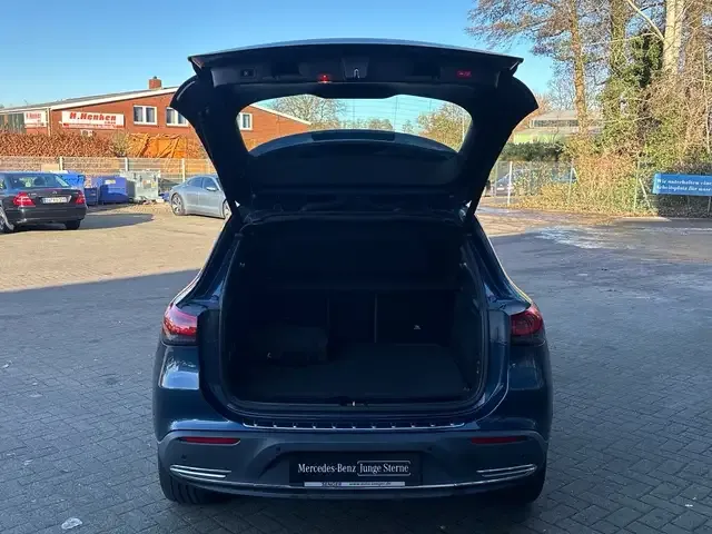 Mercedes-Benz EQA 350