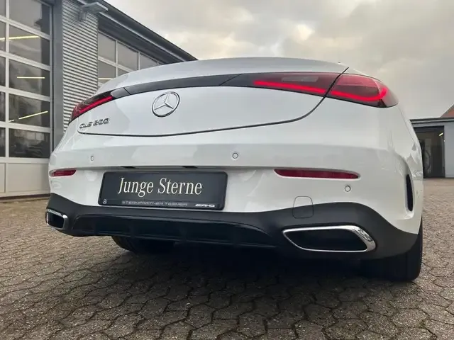 Mercedes-Benz CLE 200