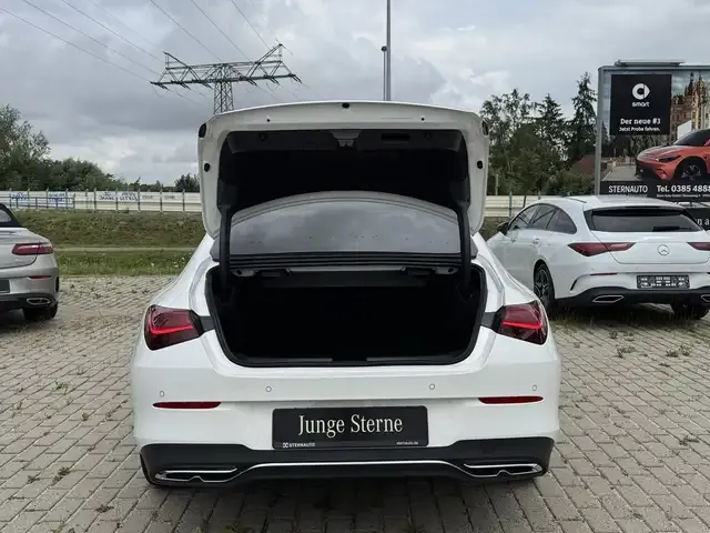 Mercedes-Benz CLA 180