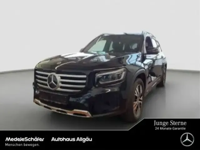 Mercedes-Benz GLB 200