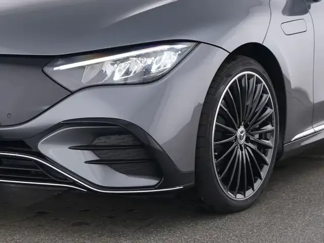 Mercedes-Benz EQE 350