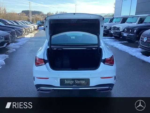 Mercedes-Benz CLA 250