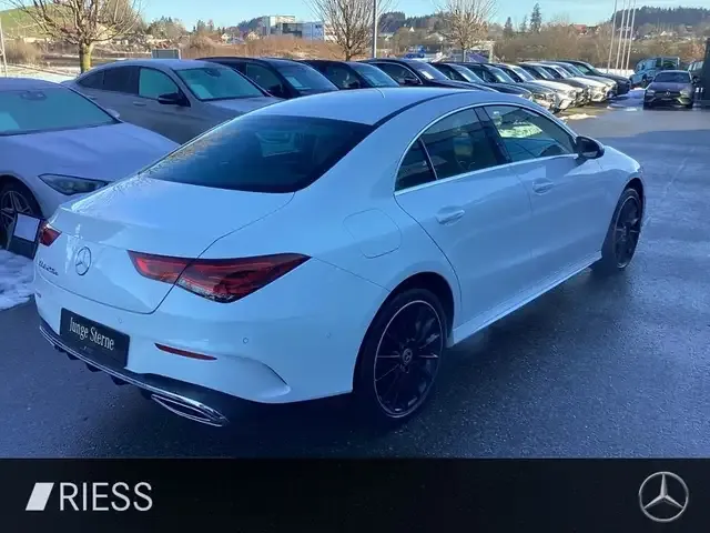 Mercedes-Benz CLA 250