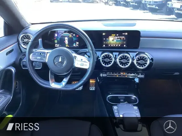 Mercedes-Benz CLA 250