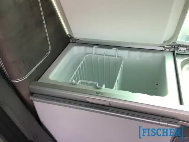 Volkswagen T6.1 California