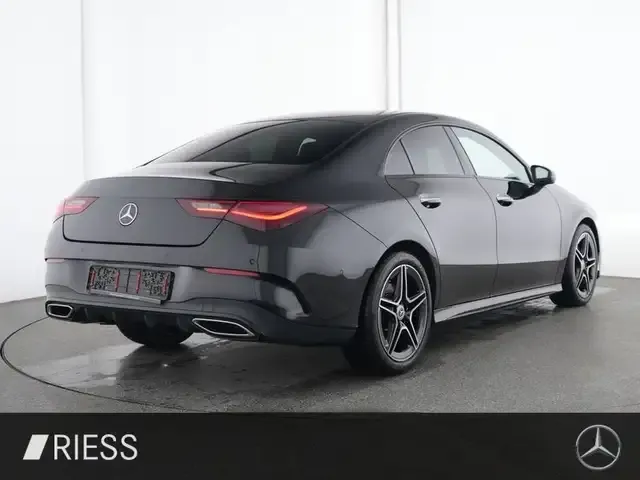 Mercedes-Benz CLA 220