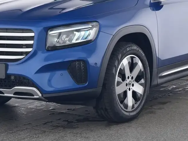 Mercedes-Benz GLB 200