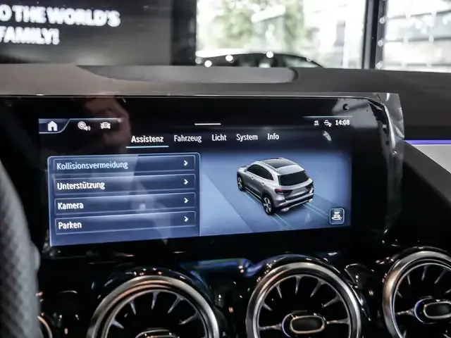 Mercedes-Benz GLA 200