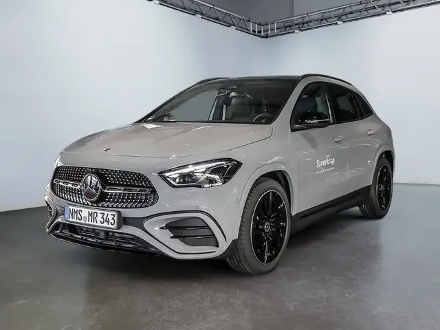 Mercedes-Benz GLA 200