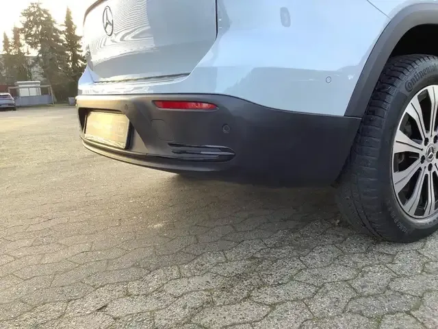 Mercedes-Benz EQB 250