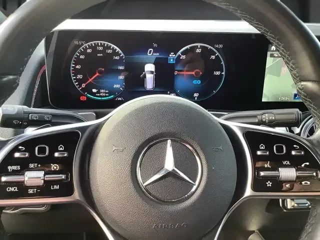 Mercedes-Benz EQB 250