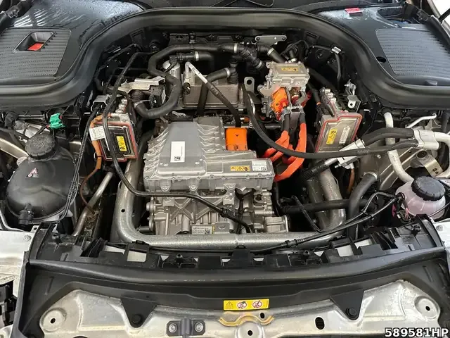 Mercedes-Benz EQC 400