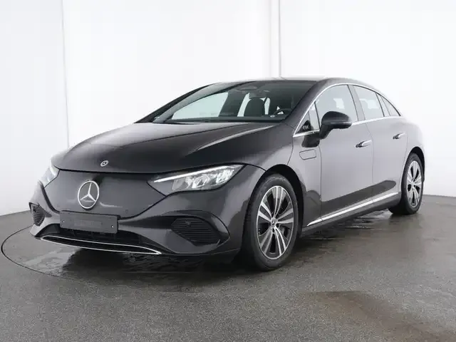 Mercedes-Benz EQE 300